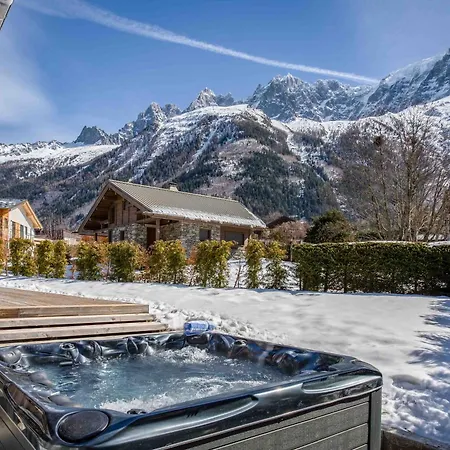 Шале Montana- Year