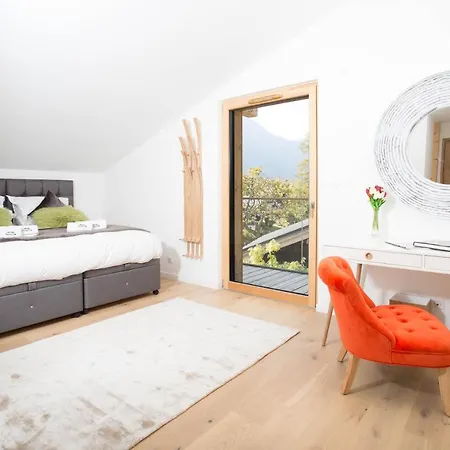 Шале Montana- Year