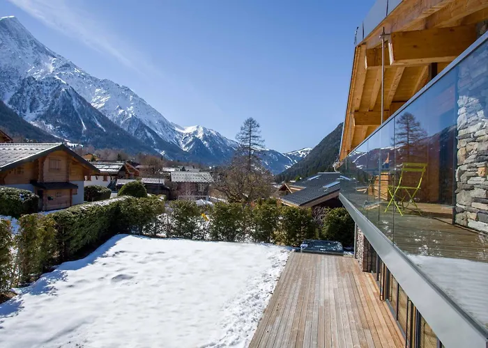 Chalet Montana- Year