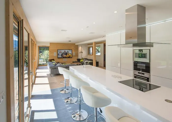 Montana- Year Chalet