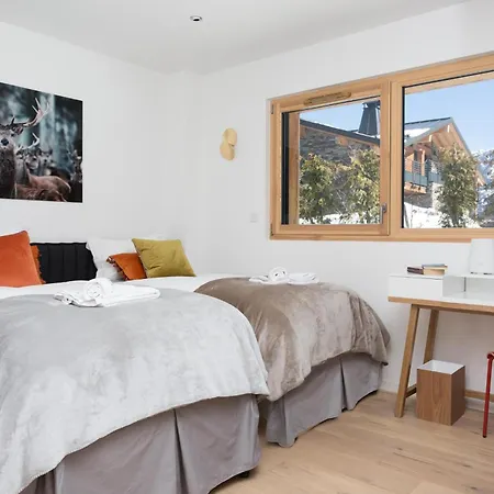 Montana- Year Chamonix