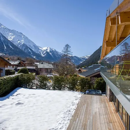 Alpesi faház Montana- Year