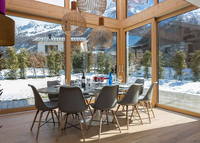 Chalet Montana- Year *